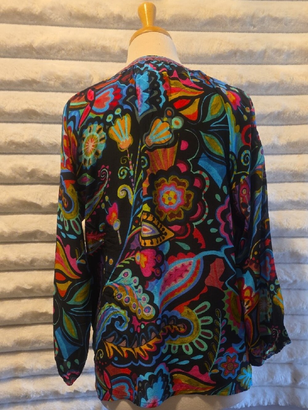 Johnny Was Multicolor Paisley Tie-Neck Tunic - Black Base Size M - Picture 3 of 8